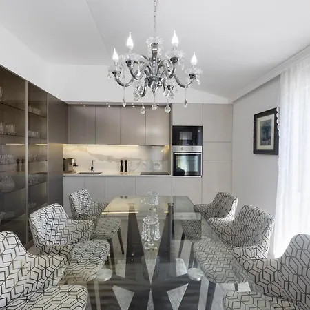 Marin شقة سيفيد